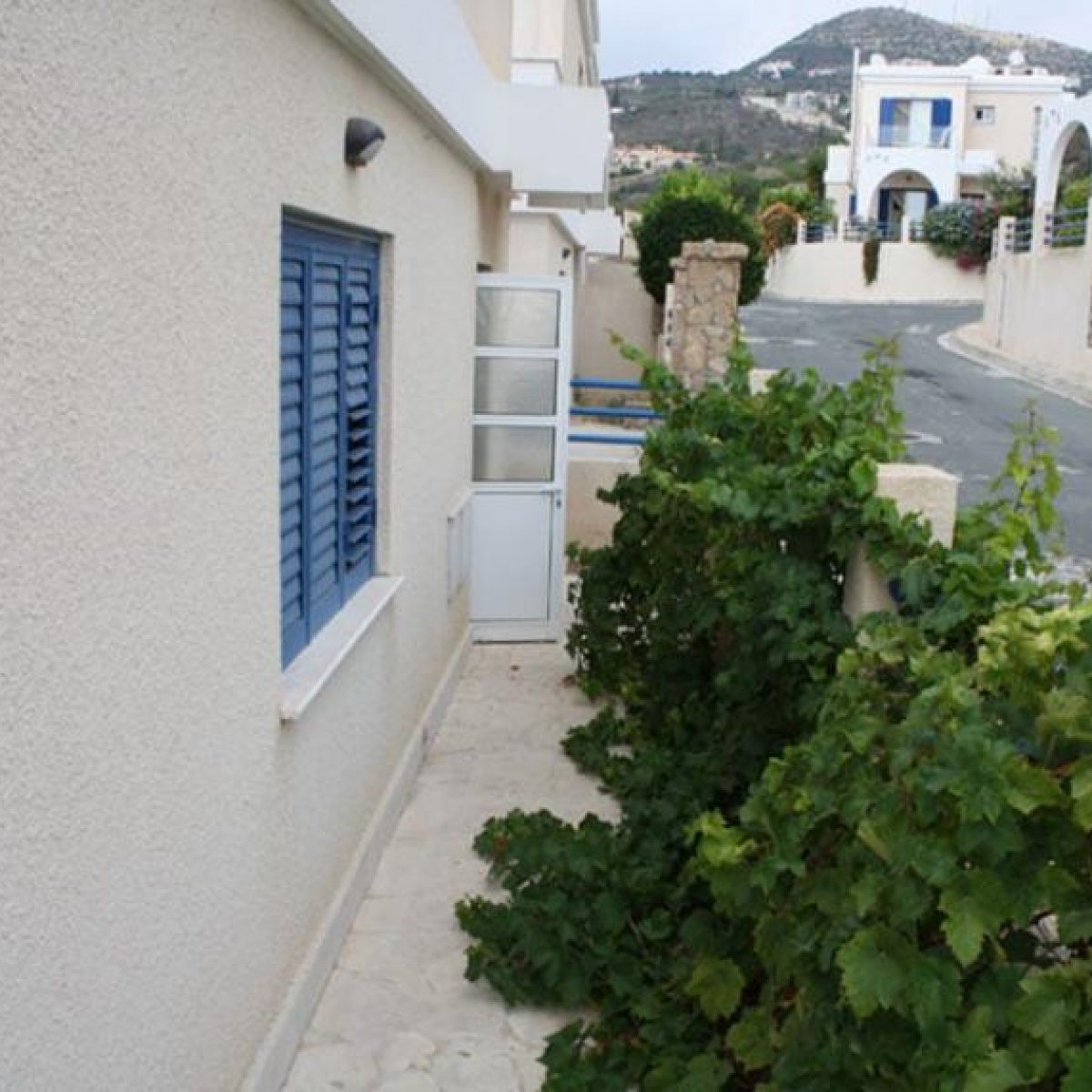 Detached Villa with sea views