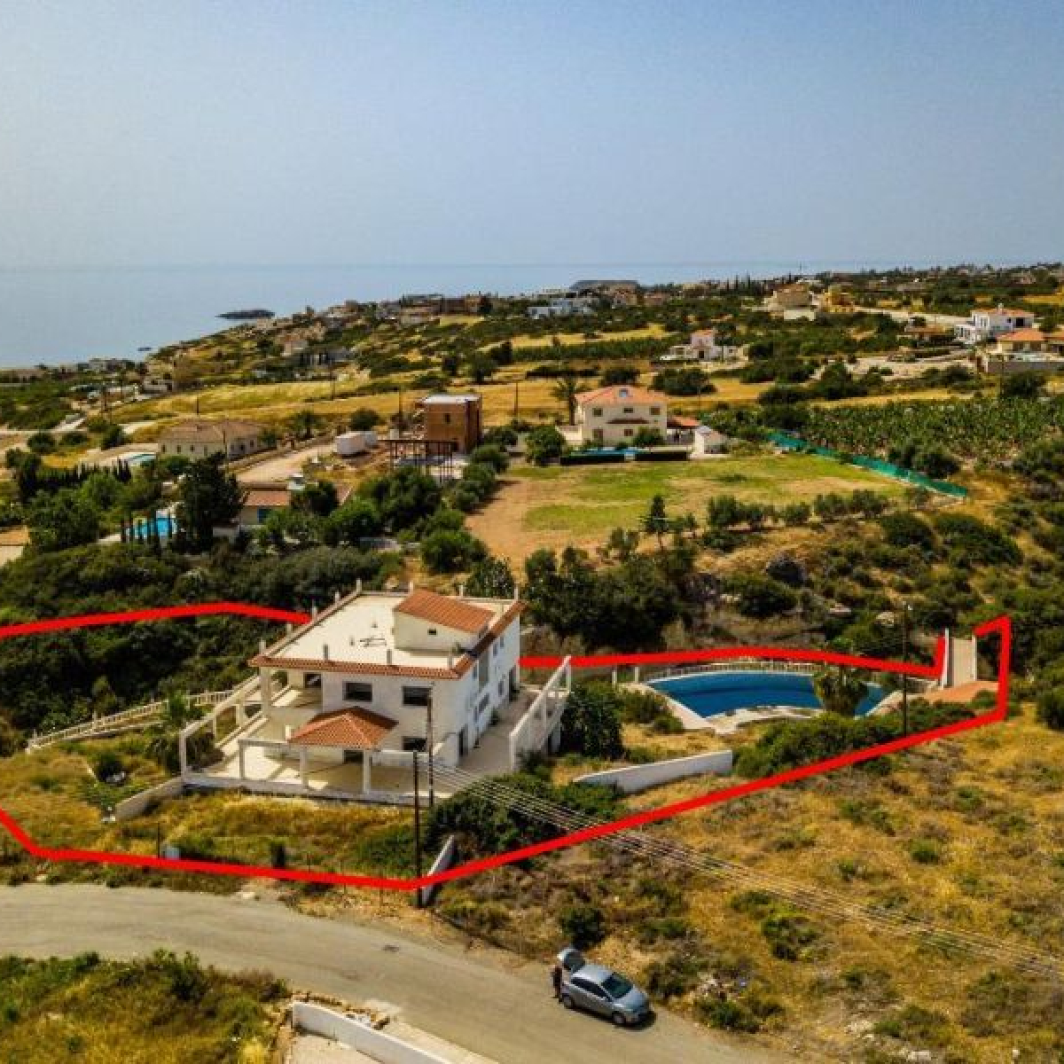 Incomplete villa with sea views in Paphos
