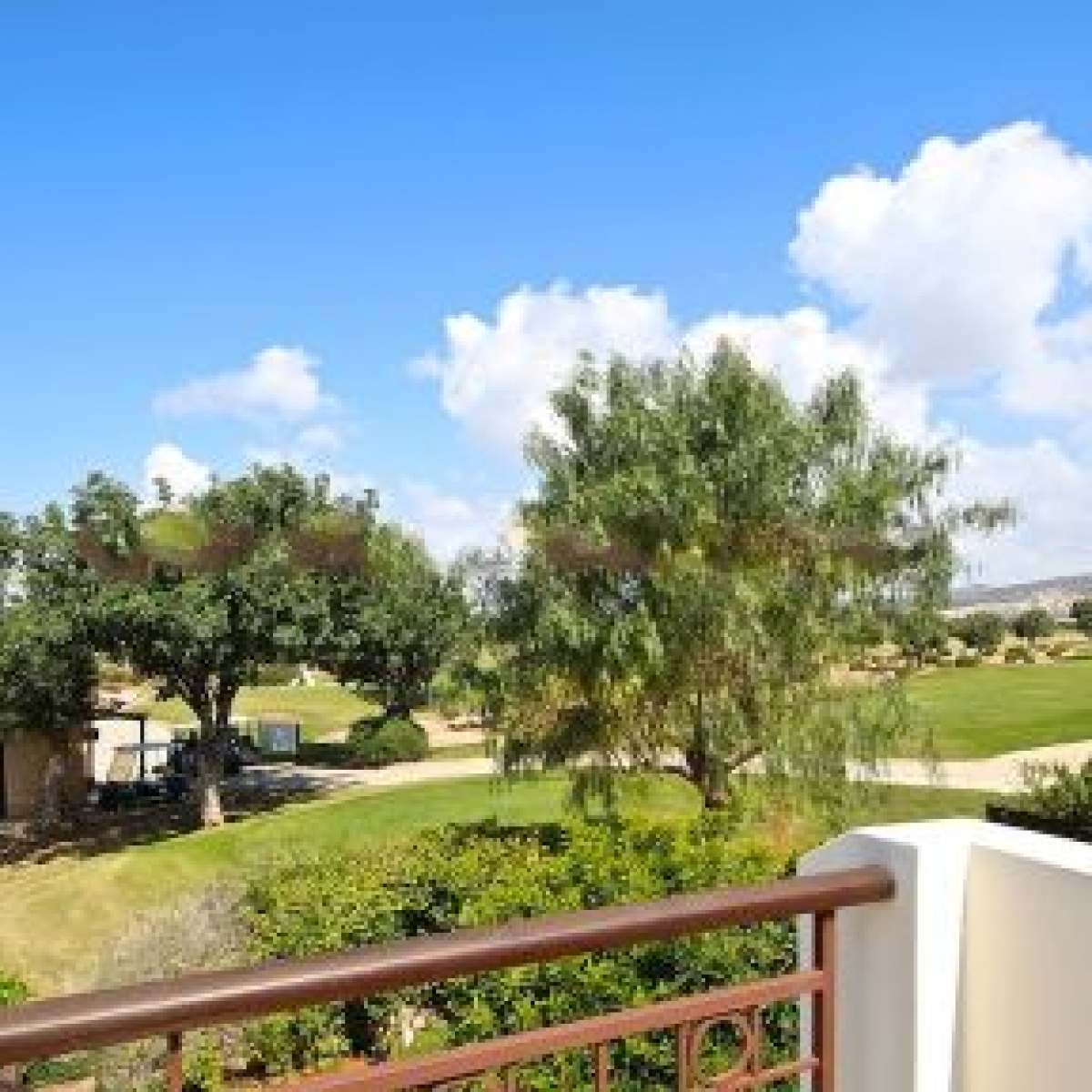 Villa with private pool, walking distance to facilities of  Aphrodite Hills resort