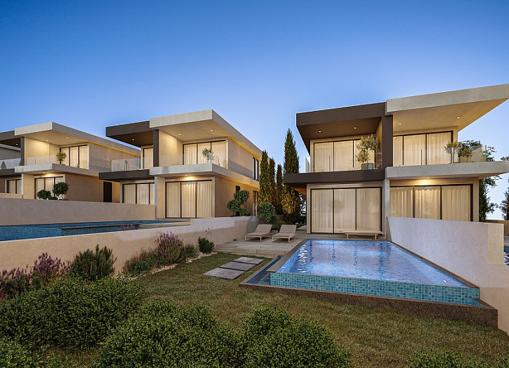 Contemporary villa 300 m from beach